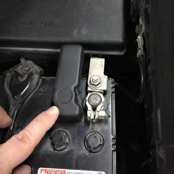 Auto Akumulatoru Anoda Negatīvs Elektrods, Pole Termināla Aizsardzības Vāciņš der Toyota Fortuner SW4 Innova Crysta Hilux-2018 1